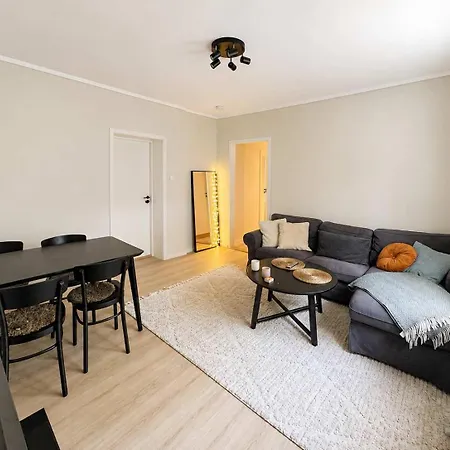Mk38 2br King Bed Apartment