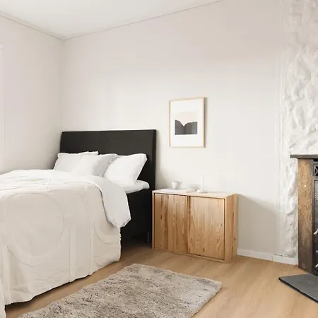 Mk38 2br King Bed Apartment
